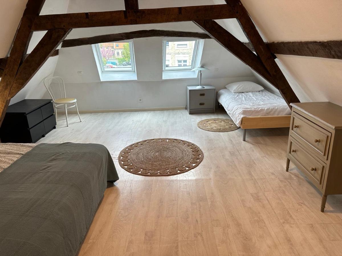 Appartement Duplex Proche De La Gare Et Du Centre Ville Сент-Омер Екстер'єр фото